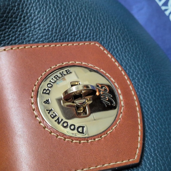 Dooney & Bourke Turnlock Hobo And Small Card Case Wallet Set Teal Leather NWT - Picture 4 of 13